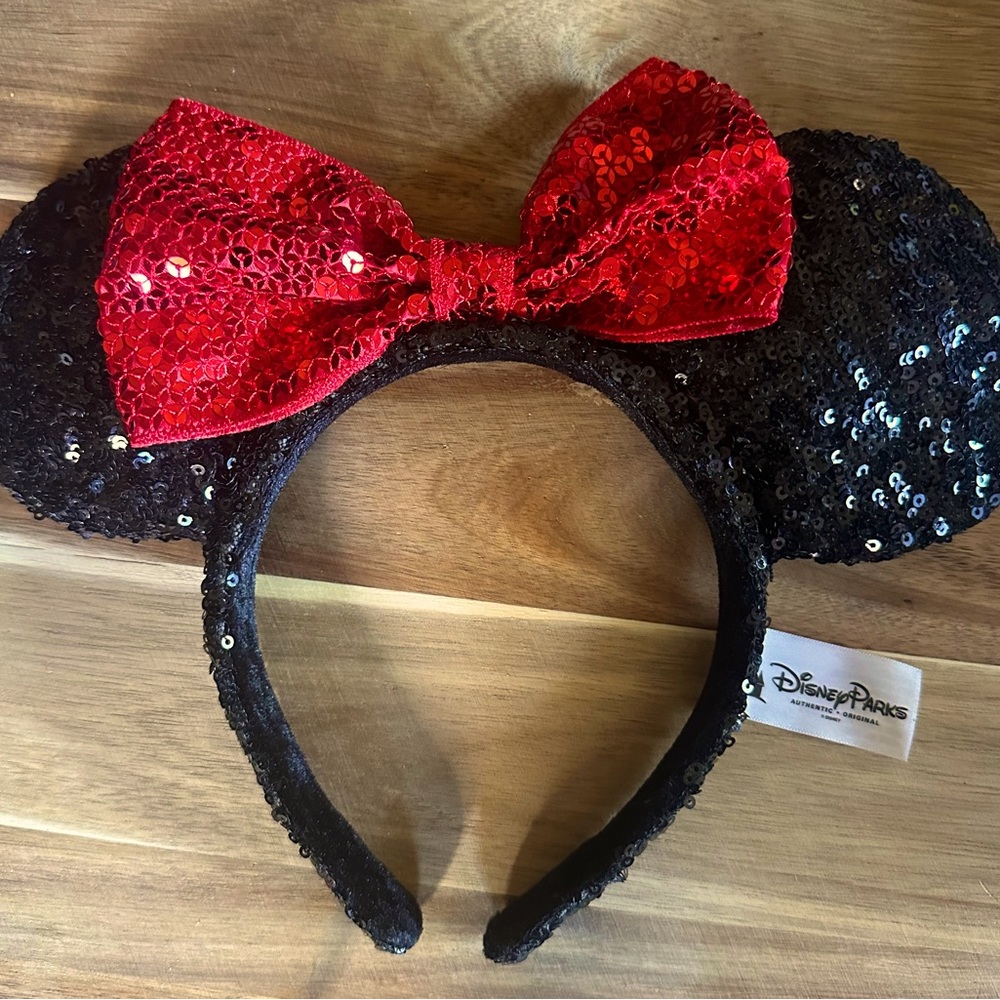❤️🖤Disney Theme Park Mini Mouse Sequin Ears ❤️🖤